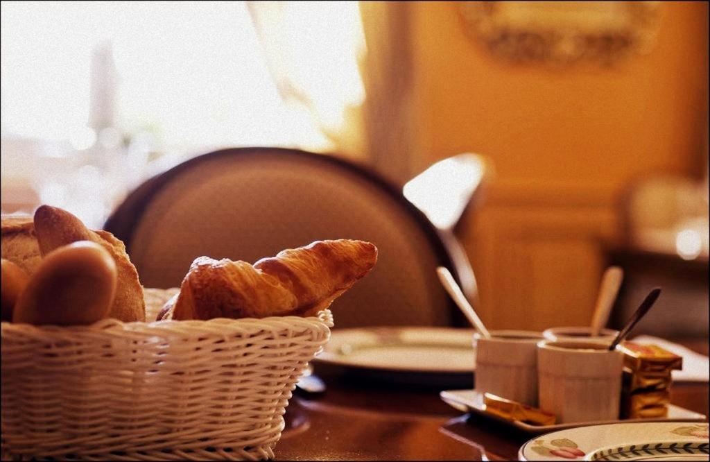 Maison D'Hotes Le Manoir De Contres Le Controis-en-Sologne ภายนอก รูปภาพ
